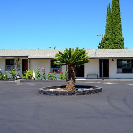 Adobe Inn Monterey Park Exterior foto